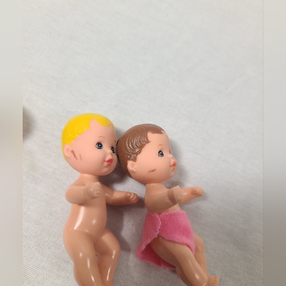 Vintage 80s Barbie Krissy Doll Baby Girls Lot Of 4 Dolls - Picture 3 of 4